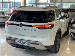 نيسان باثفايندر